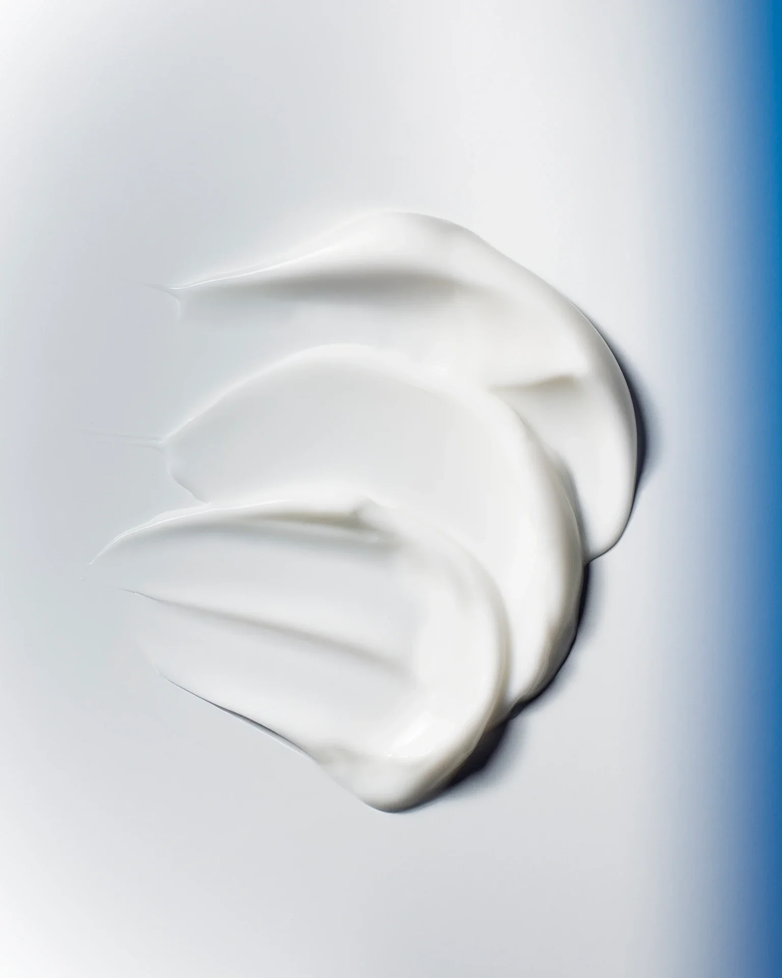 RECHARGE DE LA CRÈME RÉGÉNÉRANTE MULTI-CORRECTIVE - Image 3
